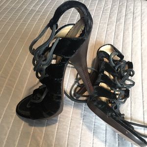 Yves Saint Laurent Heels